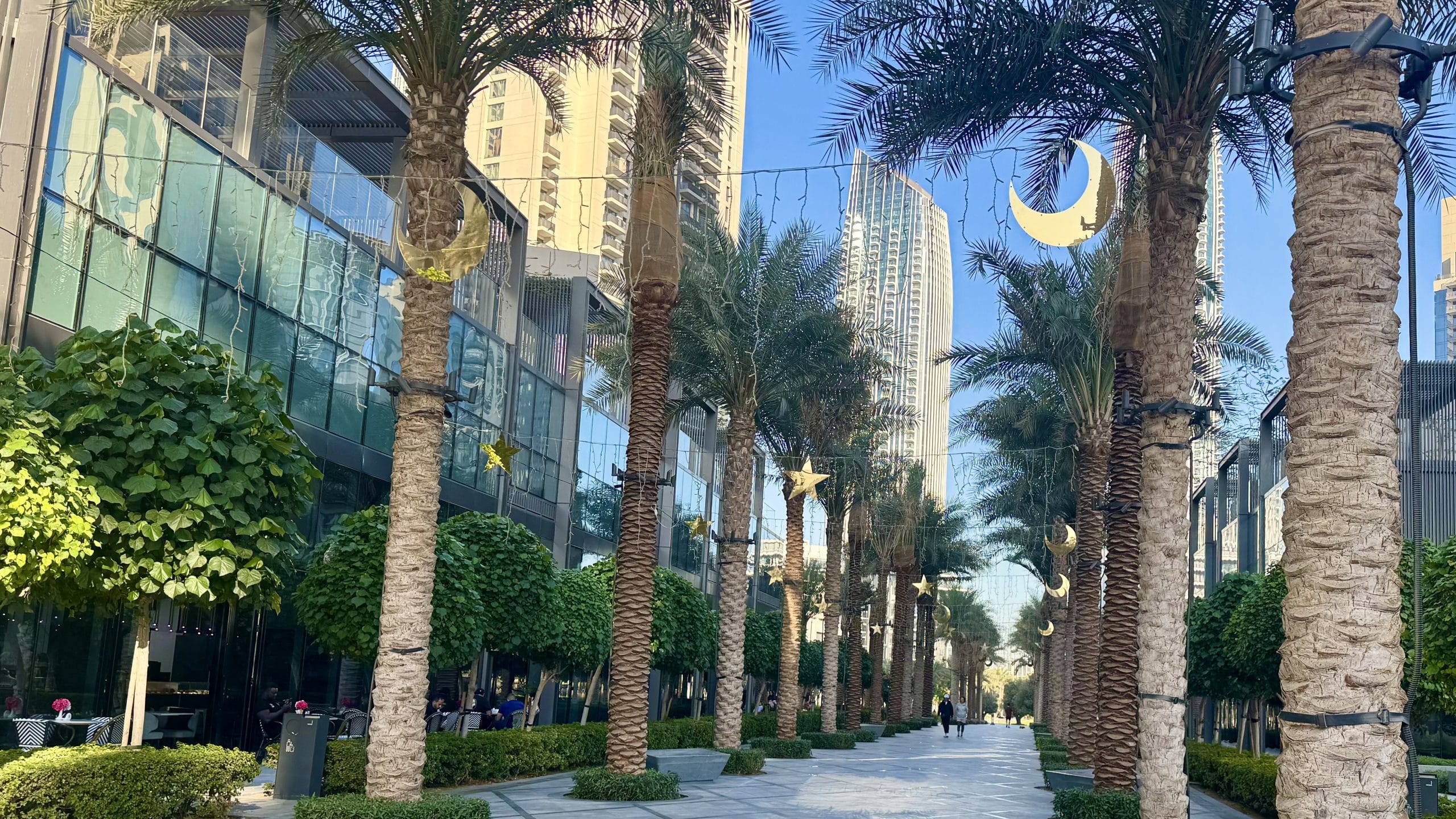 ドバイのラマダン中の街並み