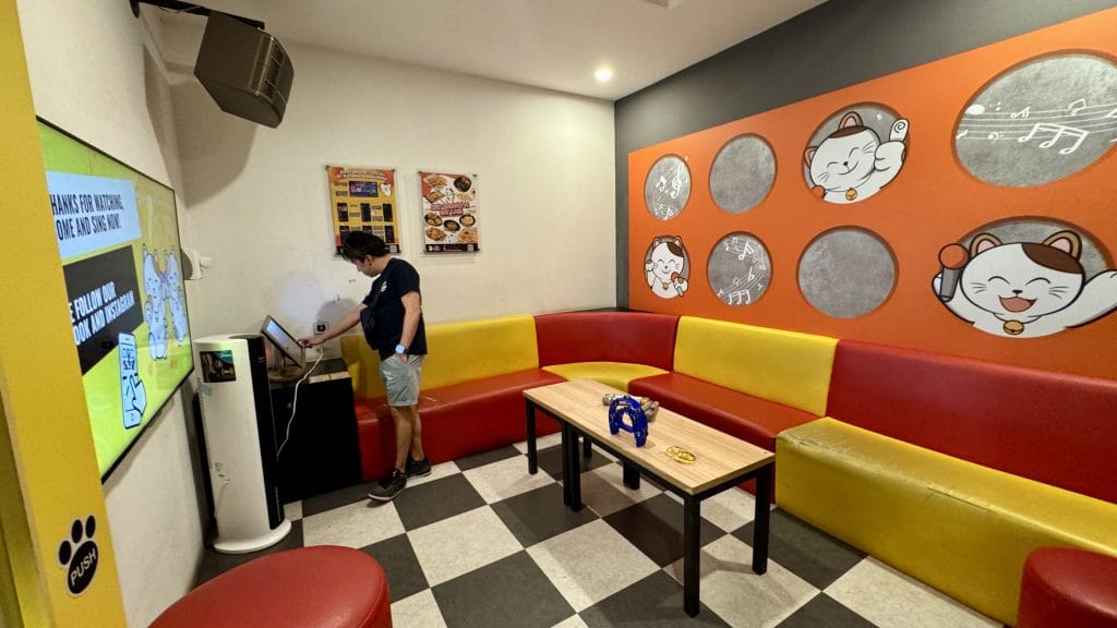 Sunway Velocity Mallのカラオケ：まねきねこ