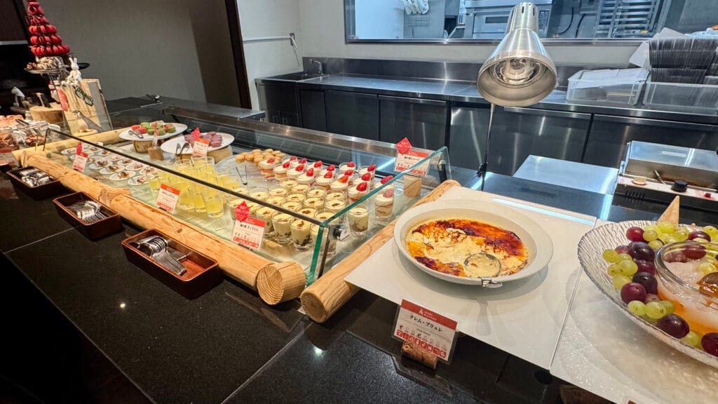 【定山渓 鶴雅リゾートスパ 森の謌】デザートコーナー